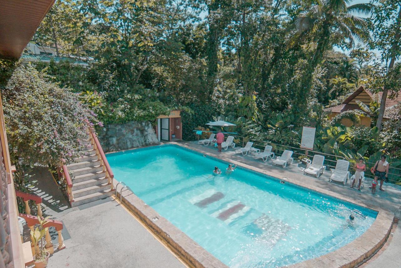 Hotel Tres Banderas Manuel Antonio Exterior photo