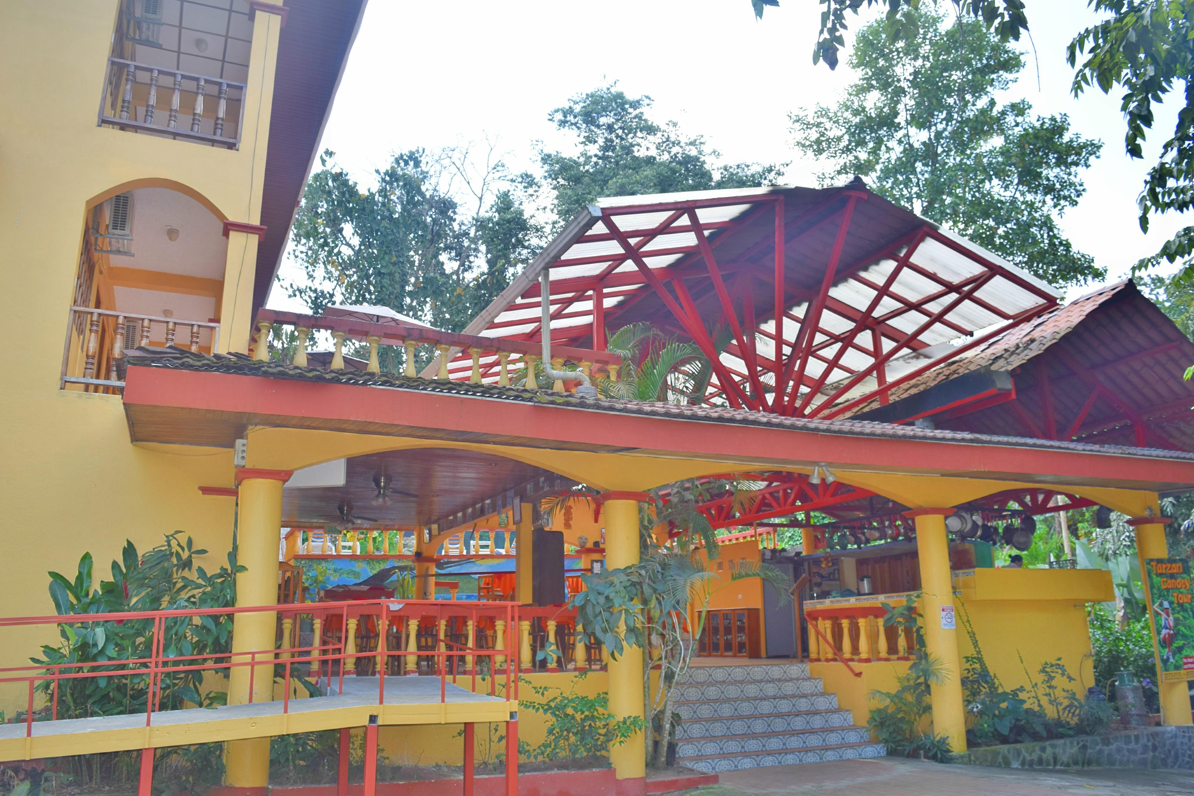 Hotel Tres Banderas Manuel Antonio Exterior photo